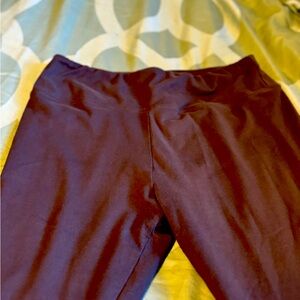 Woman’s leggings dark gray size medium